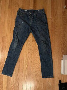 Brunello Cucinelli Men's Dark Wash Jeans — Size 32